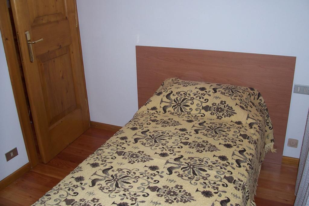 Fabbricato Indipendente Centro Apartment Lozzo Cadore Cameră foto