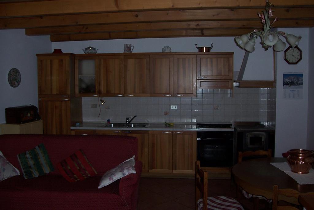 Fabbricato Indipendente Centro Apartment Lozzo Cadore Cameră foto