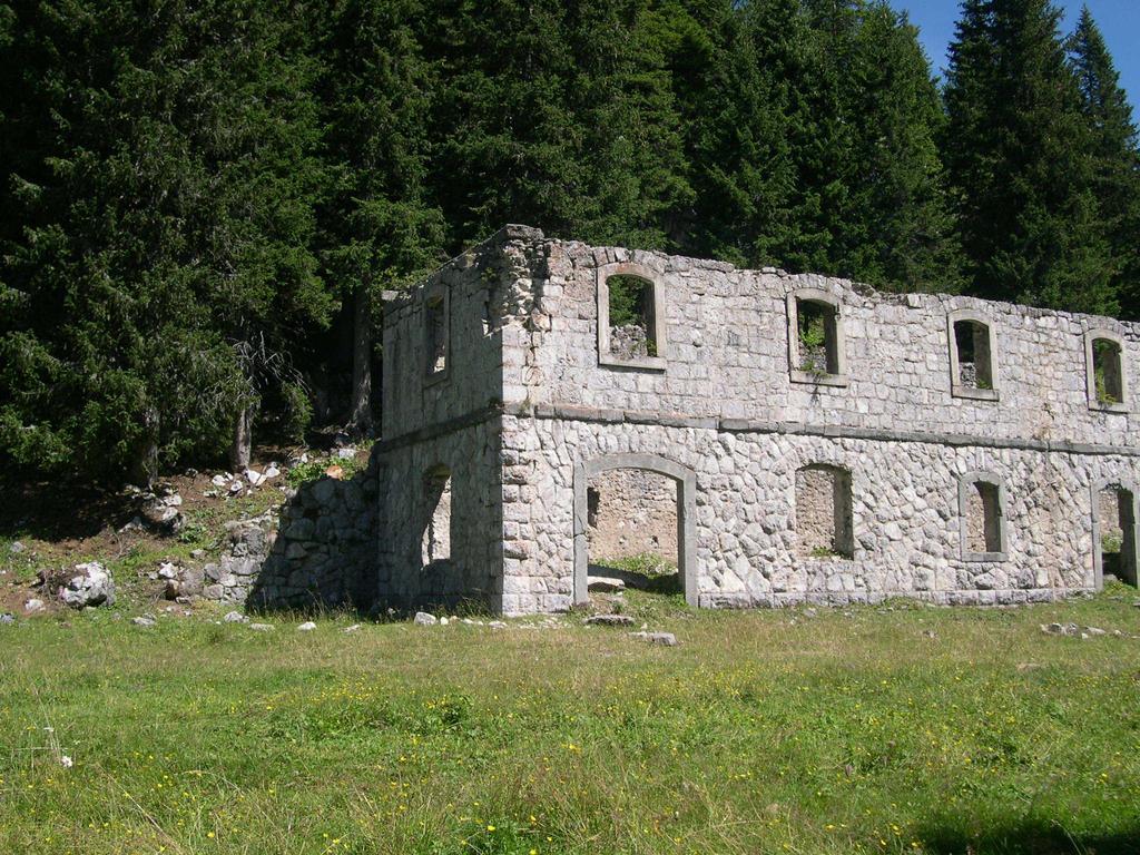 Fabbricato Indipendente Centro Apartment Lozzo Cadore Exterior foto