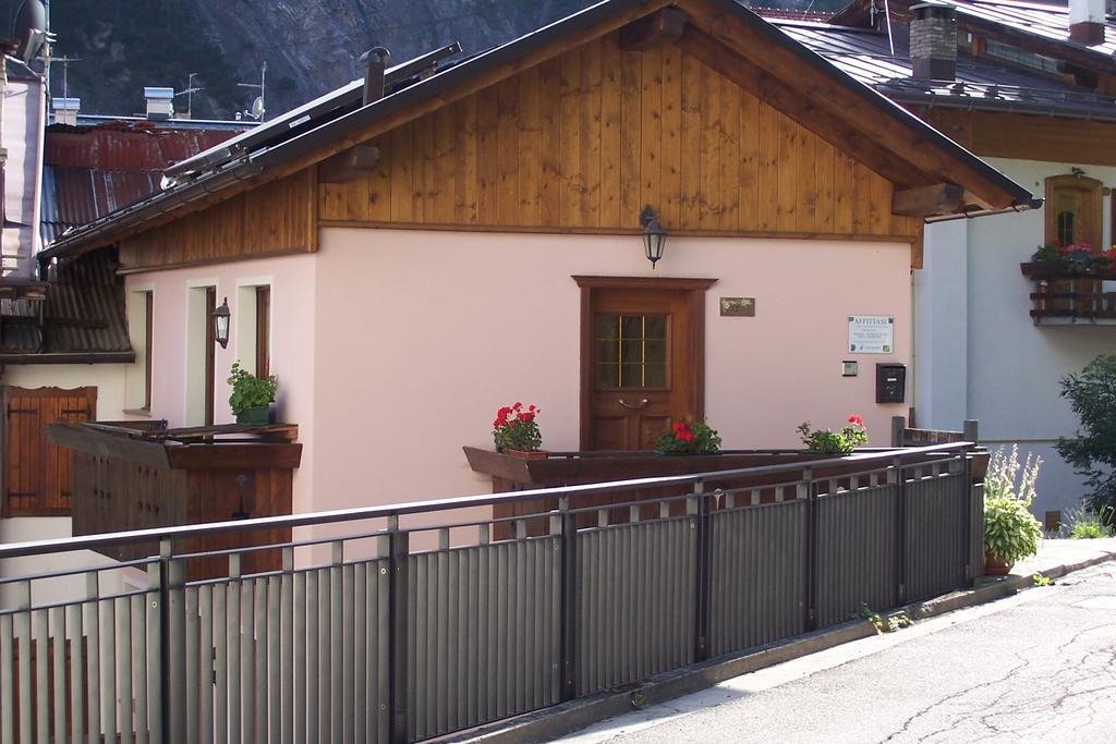 Fabbricato Indipendente Centro Apartment Lozzo Cadore Exterior foto